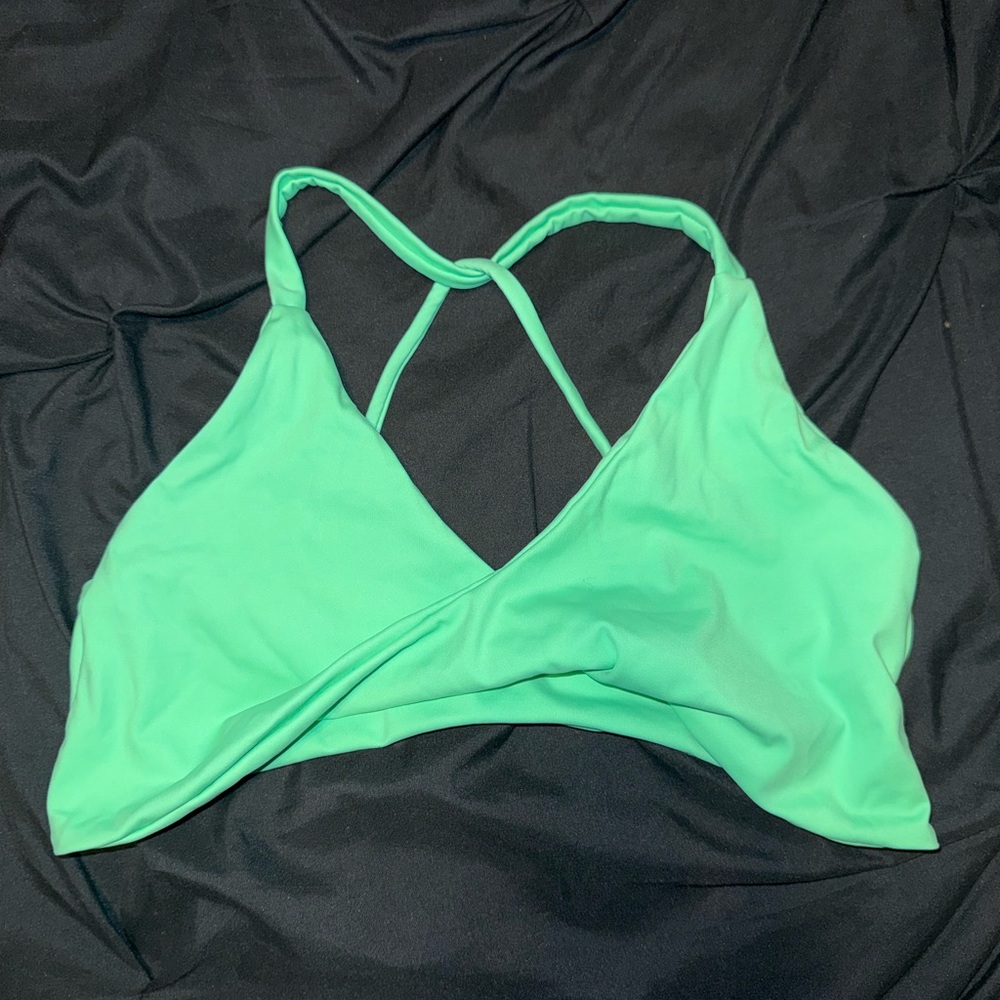 Mint Green Women's Twist Front Sports Bra